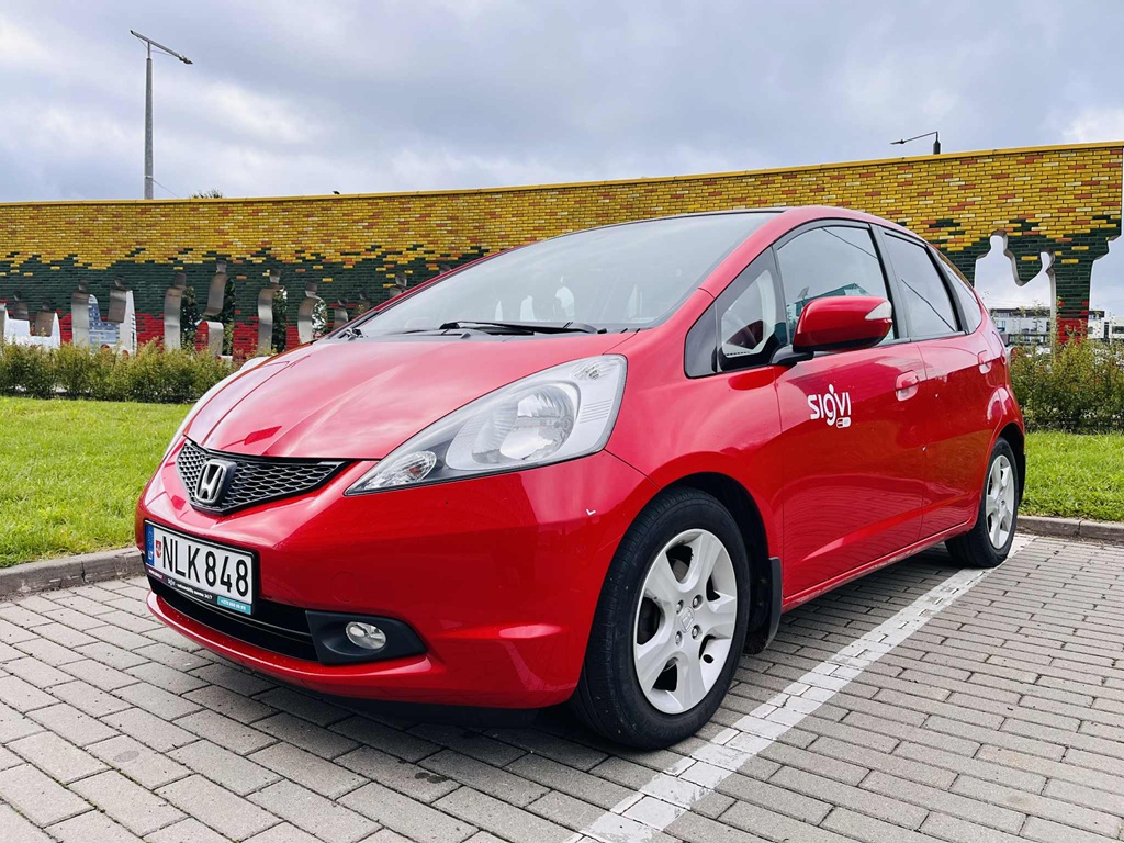 Honda Jazz car rental